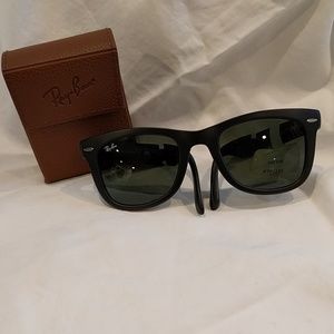 Ray-Ban folding wayfarer